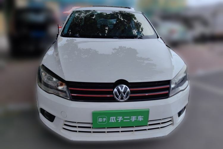 Used Volkswagen Jetta 2015 Value Edition 1.6L Automatic Comfort Version Front