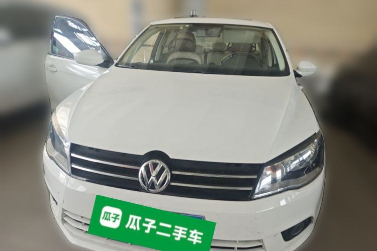 Used Volkswagen Jetta 2015 1.6L Manual Comfort Model Front