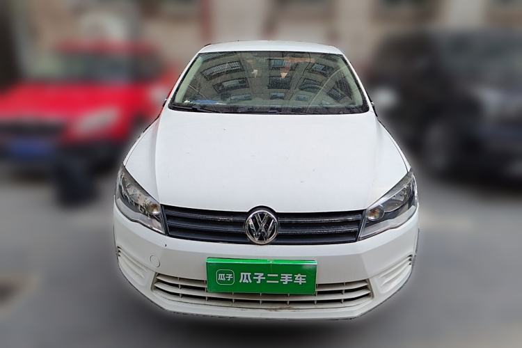 Used Volkswagen Jetta 2015 Value Edition 1.6L Manual Fashionable Style Front