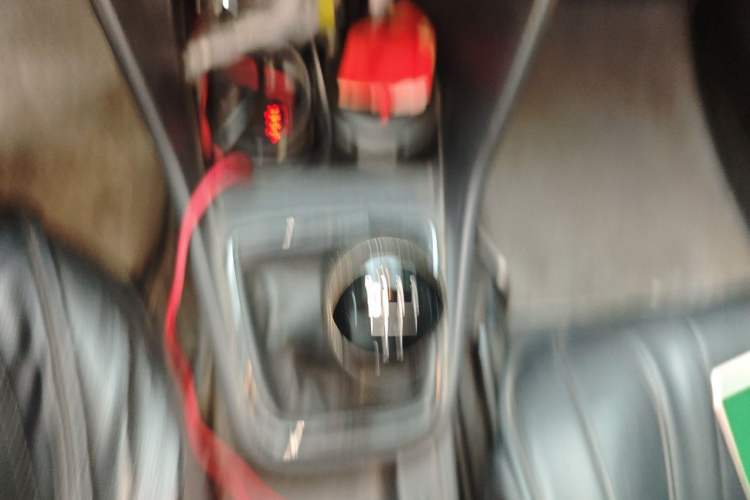Used Volkswagen Jetta 2015 Zhihui Edition 1.4L Manual Comfort Model Gear Lever
