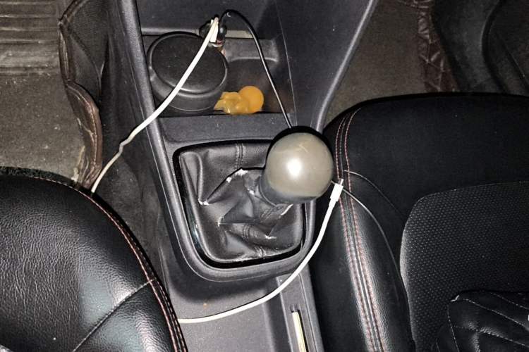 Used Volkswagen Jetta 2015 Zhuihui Edition 1.4L Manual Fashion Model Gear Lever