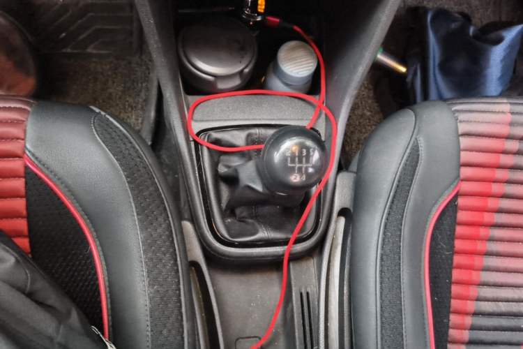 Used Volkswagen Jetta 2015 Zhuihui Edition 1.4L Manual Fashion Model Gear Lever