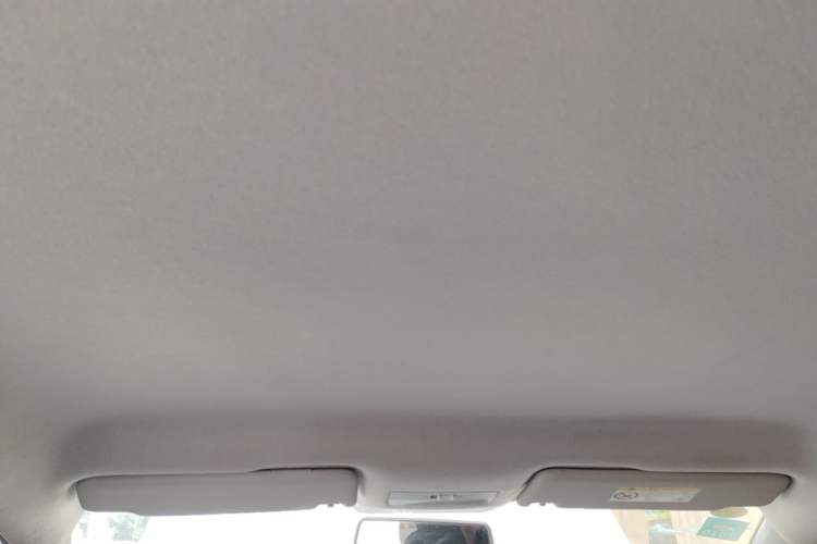 Used Volkswagen Jetta 2015 Zhuihui Edition 1.4L Manual Fashion Model Headliner