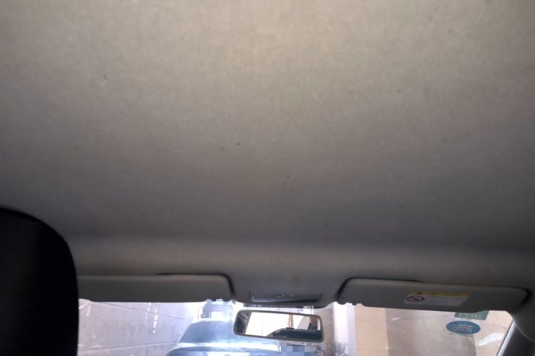 Used Volkswagen Jetta 2015 Value Edition 1.6L Manual Fashionable Style Headliner