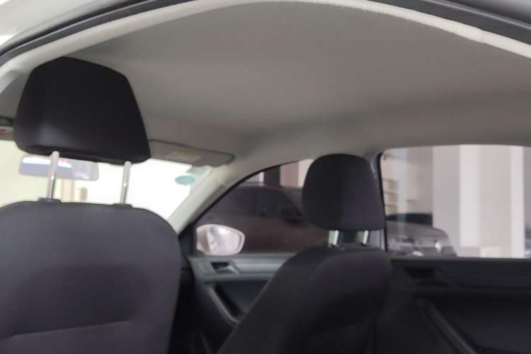 Used Volkswagen Jetta 2015 Value Edition 1.6L Automatic Fashion Version Headliner
