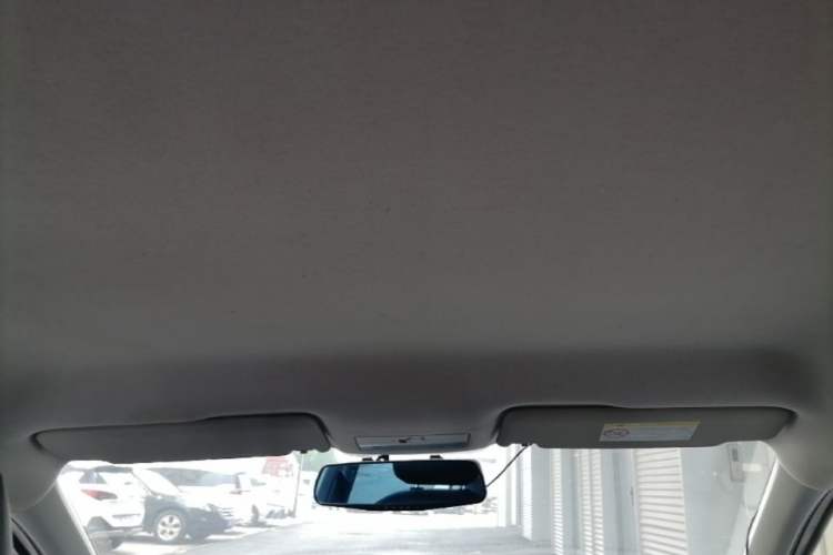 Used Volkswagen Jetta 2015 Zhuihui Edition 1.4L Manual Fashion Model Headliner