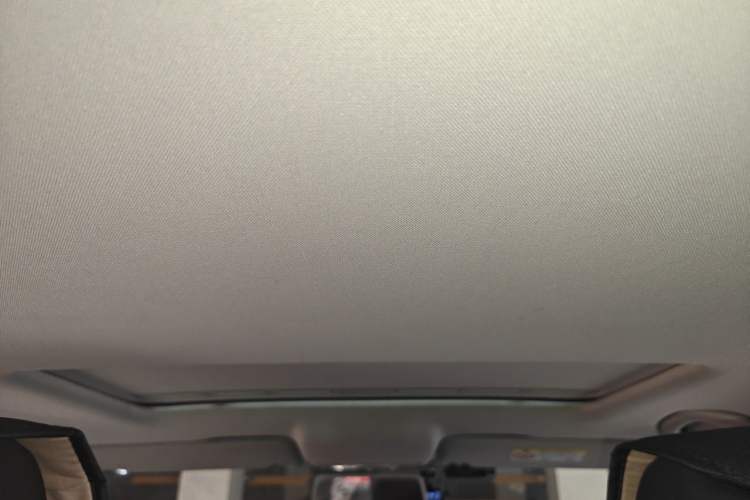 Used Volkswagen Jetta 2015 Zhuihui Edition 1.6L Manual Comfort Model Headliner