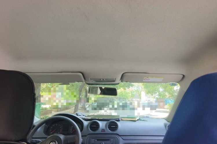 Used Volkswagen Jetta 2015 1.6L Manual Fashion Edition Headliner