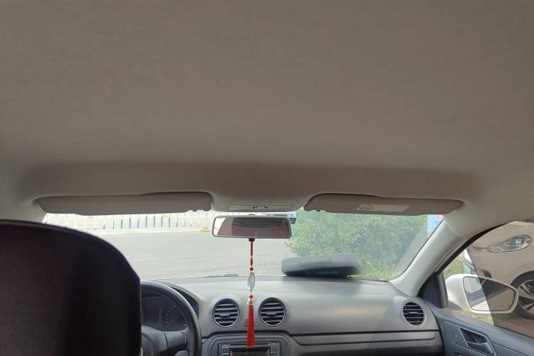 Used Volkswagen Jetta 2015 Zhuihui Edition 1.4L Manual Fashion Model Headliner
