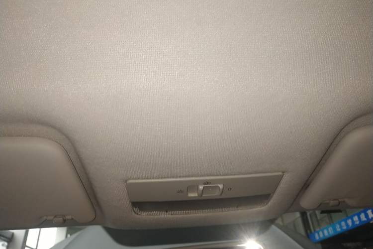 Used Volkswagen Jetta 2015 1.6L Automatic Fashion Model Headliner