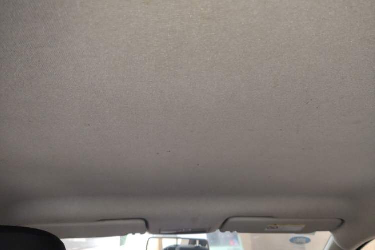 Used Volkswagen Jetta 2015 Value Edition 1.6L Manual Fashionable Style Headliner