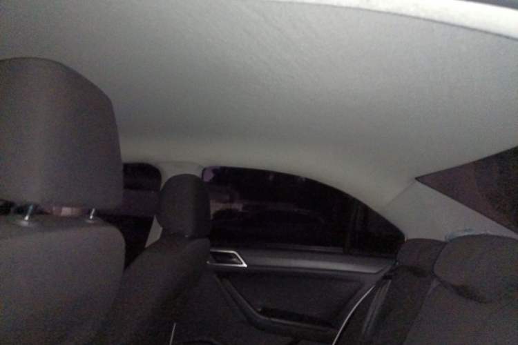 Used Volkswagen Jetta 2015 Value Edition 1.6L Automatic Fashion Version Headliner