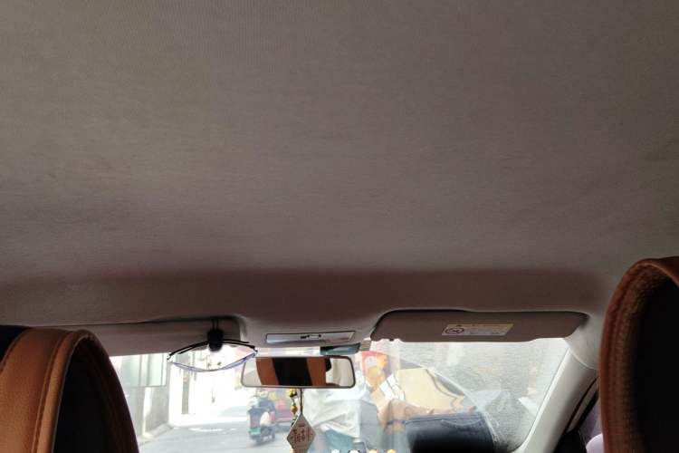 Used Volkswagen Jetta 2015 Zhuihui Edition 1.4L Manual Fashion Model Headliner