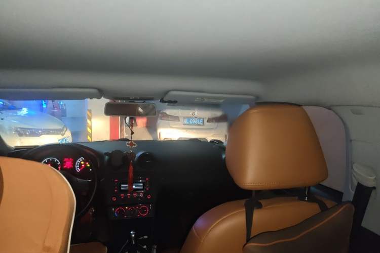 Used Volkswagen Jetta 2015 Value Edition 1.6L Automatic Fashion Version Headliner