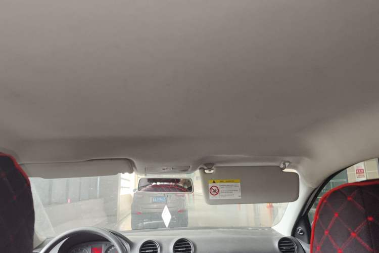 Used Volkswagen Jetta 2015 1.4L Manual Fashion Model Headliner