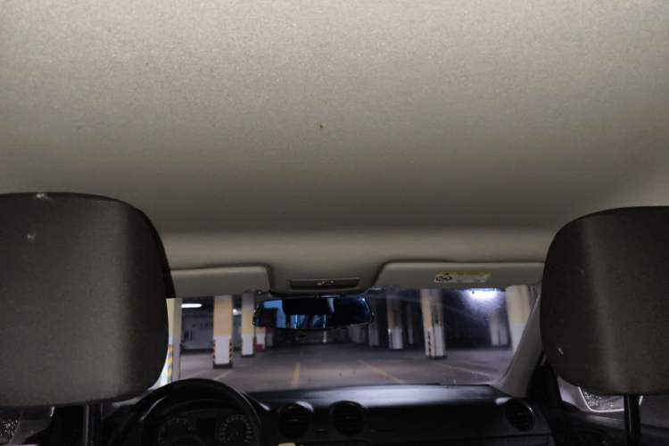 Used Volkswagen Jetta 2015 Zhuihui Edition 1.4L Manual Fashion Model Headliner