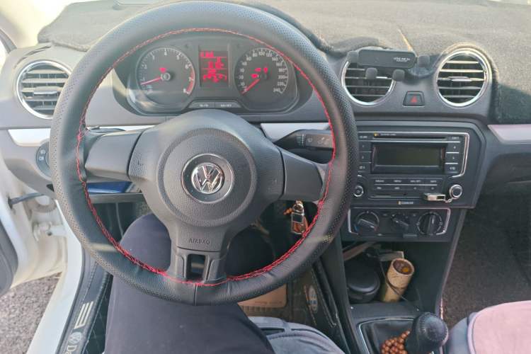 Used Volkswagen Jetta 2015 1.6L Manual Comfort Model Instrument Cluster