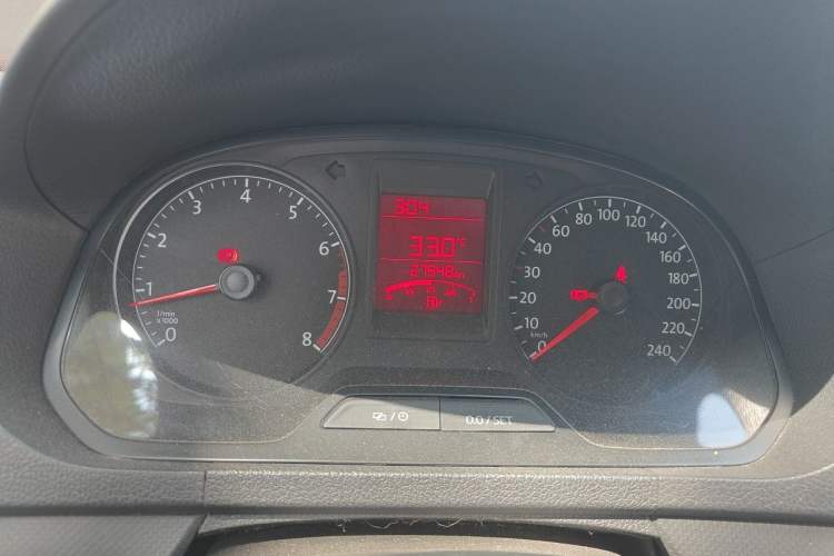 Used Volkswagen Jetta 2015 1.4L Manual Fashion Model Instrument Cluster