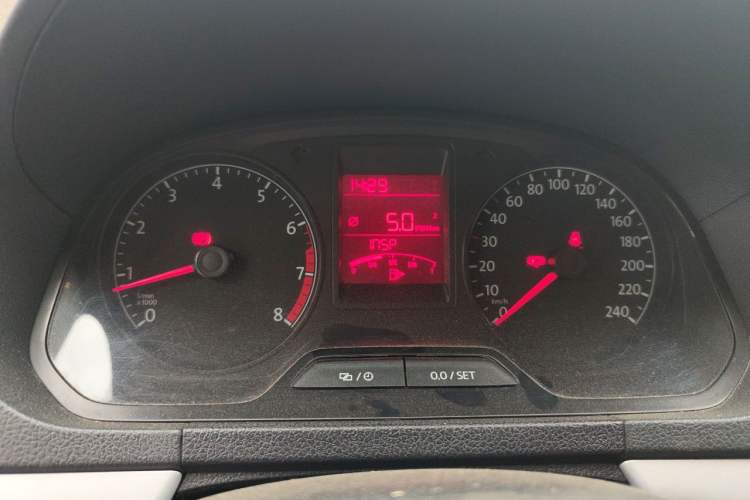Used Volkswagen Jetta 2015 Zhuihui Edition 1.6L Manual Comfort Model Instrument Cluster