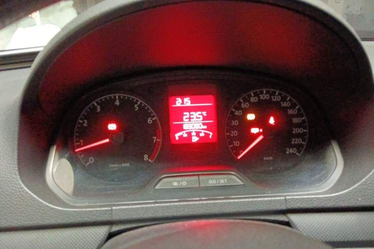 Used Volkswagen Jetta 2015 1.6L Manual Fashion Edition Instrument Cluster