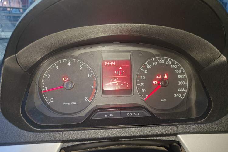 Used Volkswagen Jetta 2015 1.6L Manual Comfort Model Instrument Cluster