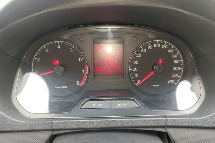 Used Volkswagen Jetta 2015 1.6L Manual Fashion Edition Instrument Cluster