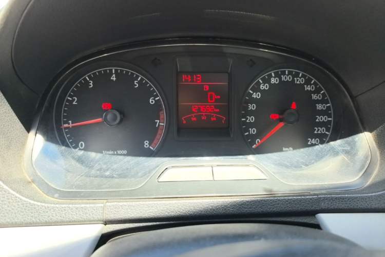 Used Volkswagen Jetta 2015 1.4L Manual Comfort Model Instrument Cluster
