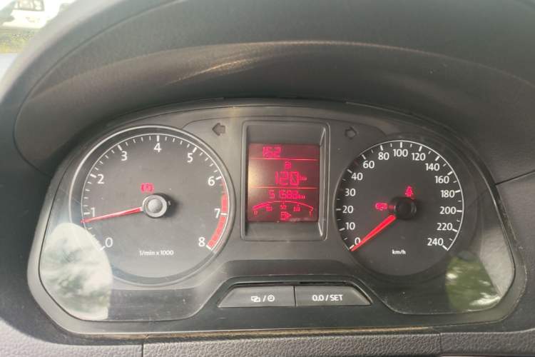 Used Volkswagen Jetta 2015 1.6L Manual Comfort Model Instrument Cluster