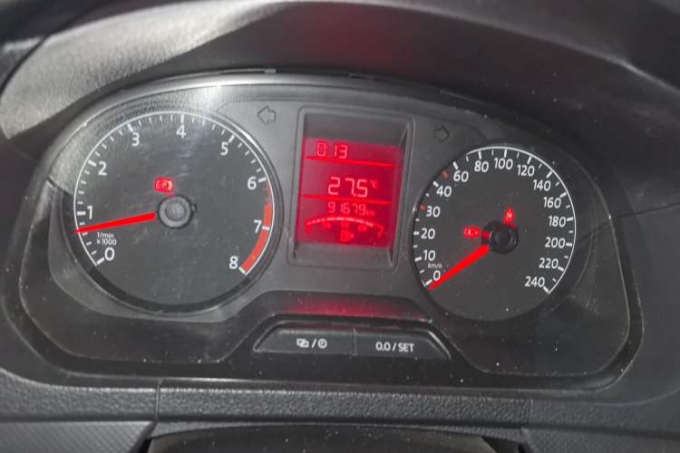 Used Volkswagen Jetta 2015 Zhuihui Edition 1.4L Manual Fashion Model Instrument Cluster