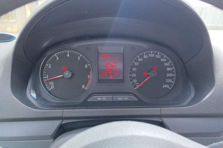 Used Volkswagen Jetta 2015 Value Edition 1.6L Manual Fashionable Style Instrument Cluster