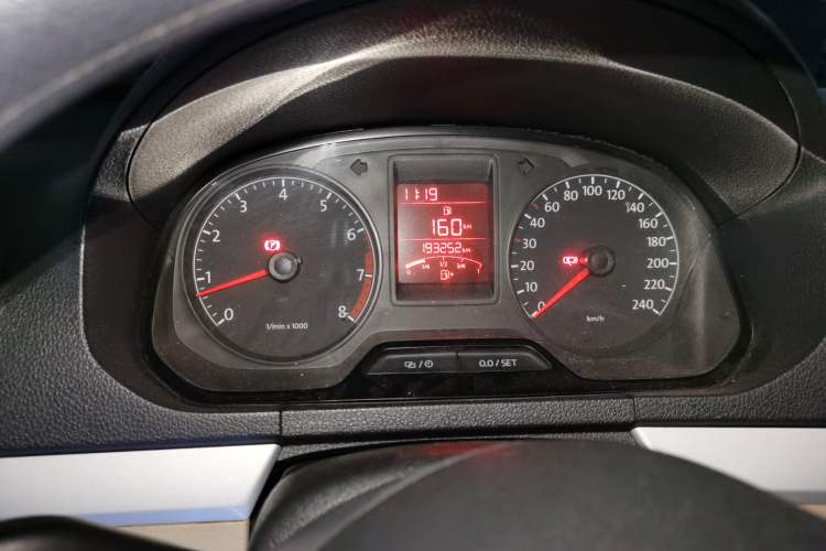 Used Volkswagen Jetta 2015 1.6L Manual Comfort Model Instrument Cluster