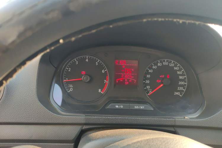 Used Volkswagen Jetta 2015 Value Edition 1.6L Manual Fashionable Style Instrument Cluster