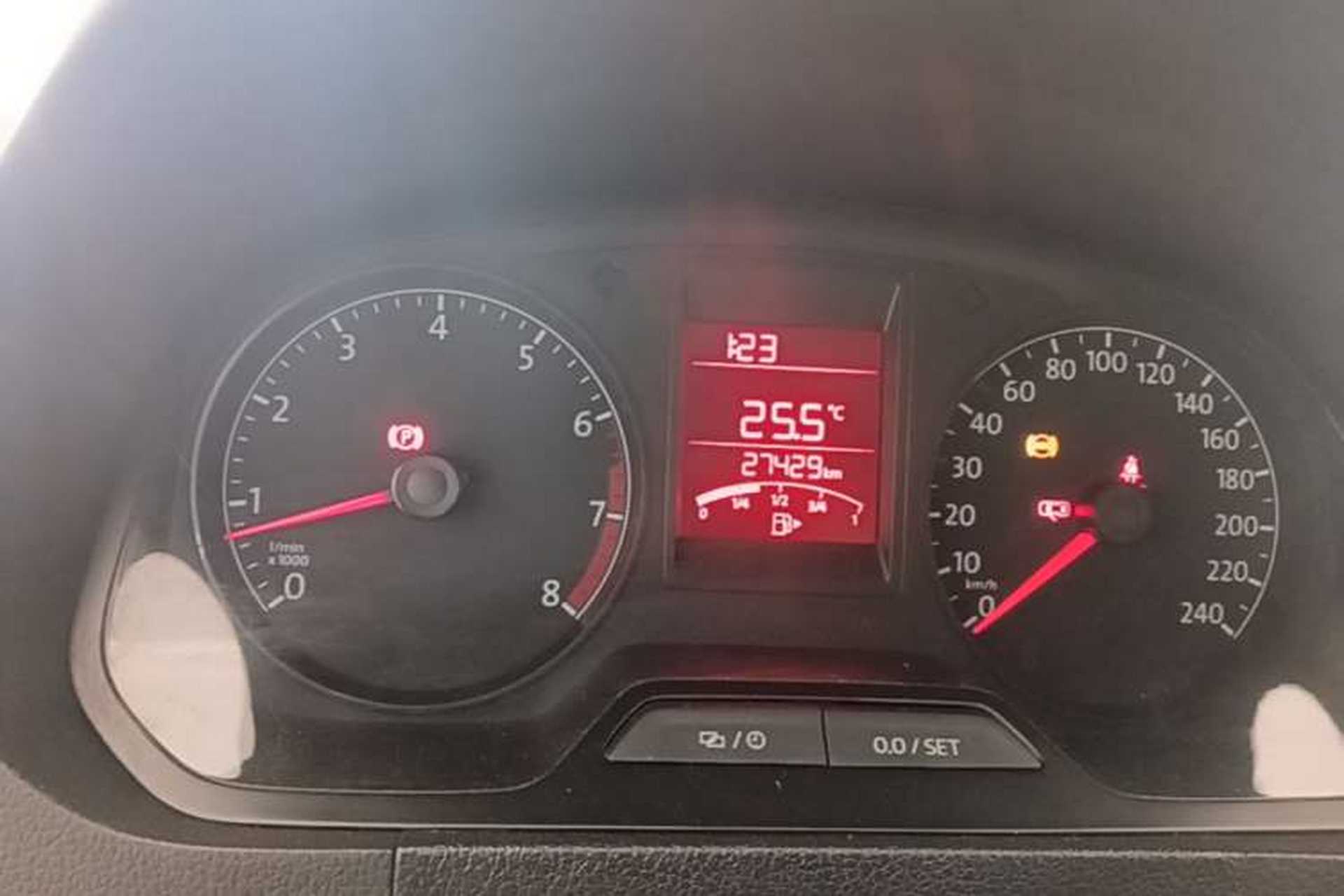 Used Volkswagen Jetta 2015 Value Edition 1.6L Manual Fashionable Style Instrument Cluster