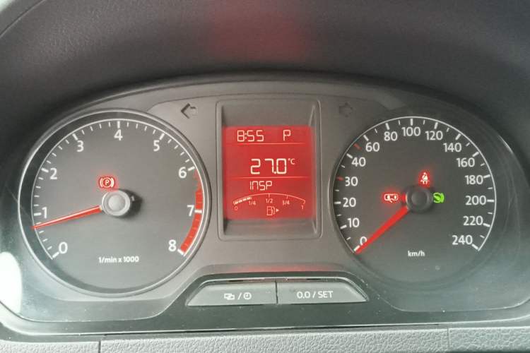 Used Volkswagen Jetta 2015 Value Edition 1.6L Automatic Fashion Version Instrument Cluster