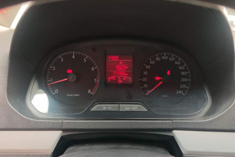 Used Volkswagen Jetta 2015 1.6L Manual Comfort Model Instrument Cluster