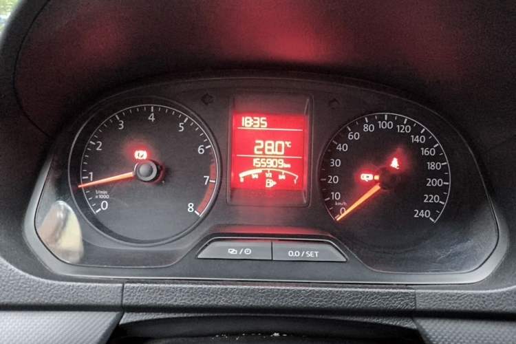 Used Volkswagen Jetta 2015 Value Edition 1.6L Manual Fashionable Style Instrument Cluster