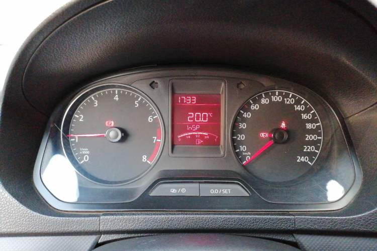 Used Volkswagen Jetta 2015 Zhuihui Edition 1.4L Manual Fashion Model Instrument Cluster