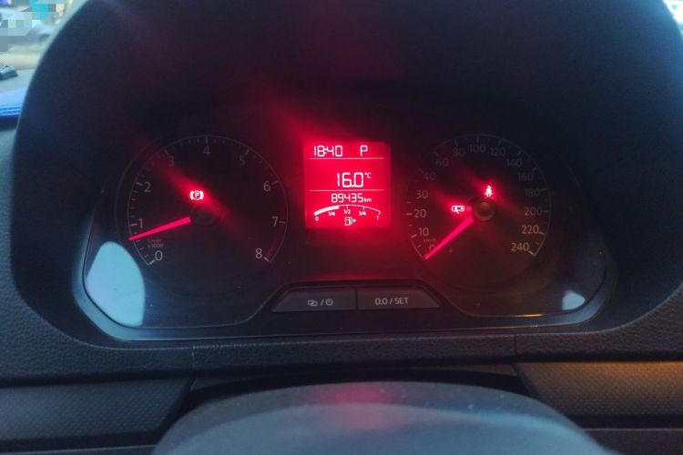 Used Volkswagen Jetta 2015 Value Edition 1.6L Automatic Fashion Version Instrument Cluster