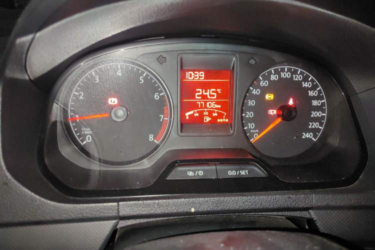 Used Volkswagen Jetta 2015 Value Edition 1.6L Manual Fashionable Style Instrument Cluster