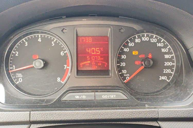 Used Volkswagen Jetta 2015 Zhuihui Edition 1.4L Manual Fashion Model Instrument Cluster