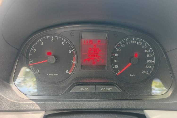 Used Volkswagen Jetta 2015 1.6L Automatic Comfort Model Instrument Cluster