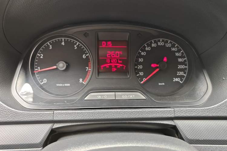 Used Volkswagen Jetta 2015 Zhuihui Edition 1.4L Manual Fashion Model Instrument Cluster