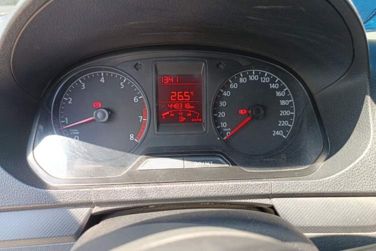 Used Volkswagen Jetta 2015 Value Edition 1.6L Manual Fashionable Style Instrument Cluster