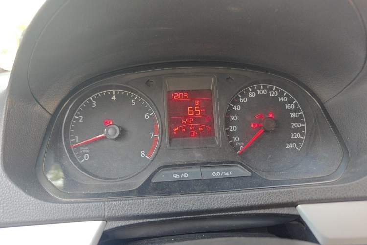 Used Volkswagen Jetta 2015 Zhihui Edition 1.4L Manual Comfort Model Instrument Cluster