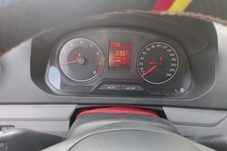 Used Volkswagen Jetta 2015 1.6L Manual Fashion Edition Instrument Cluster