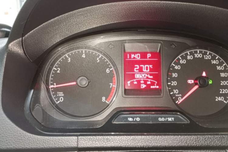 Used Volkswagen Jetta 2015 Value Edition 1.6L Automatic Fashion Version Instrument Cluster
