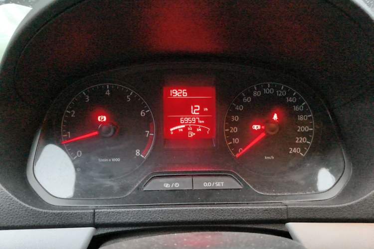 Used Volkswagen Jetta 2015 1.6L Manual Comfort Model Instrument Cluster