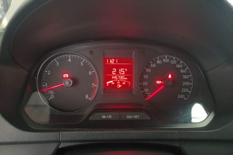 Used Volkswagen Jetta 2015 1.6L Manual Fashion Edition Instrument Cluster