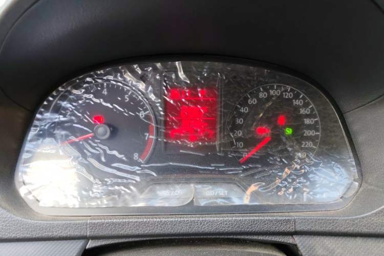 Used Volkswagen Jetta 2015 Value Edition 1.6L Automatic Fashion Version Instrument Cluster