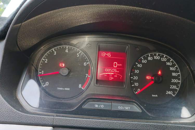 Used Volkswagen Jetta 2015 1.6L Manual Comfort Model Instrument Cluster